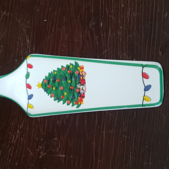 Christmas Cake Server - Picture 2 of 3